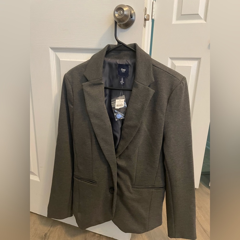 Gap Women’s Blazer size 6 Brand New